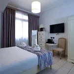 St. Peter\' Six Rooms&Suites